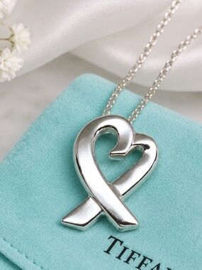 Tiffany & Co Paloma Picasso loving heart  925 sterling silver 16”  box NiCE